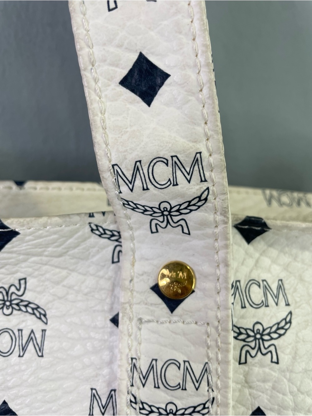 MCM White Logo Canvas Tote - Picture 7 of 13